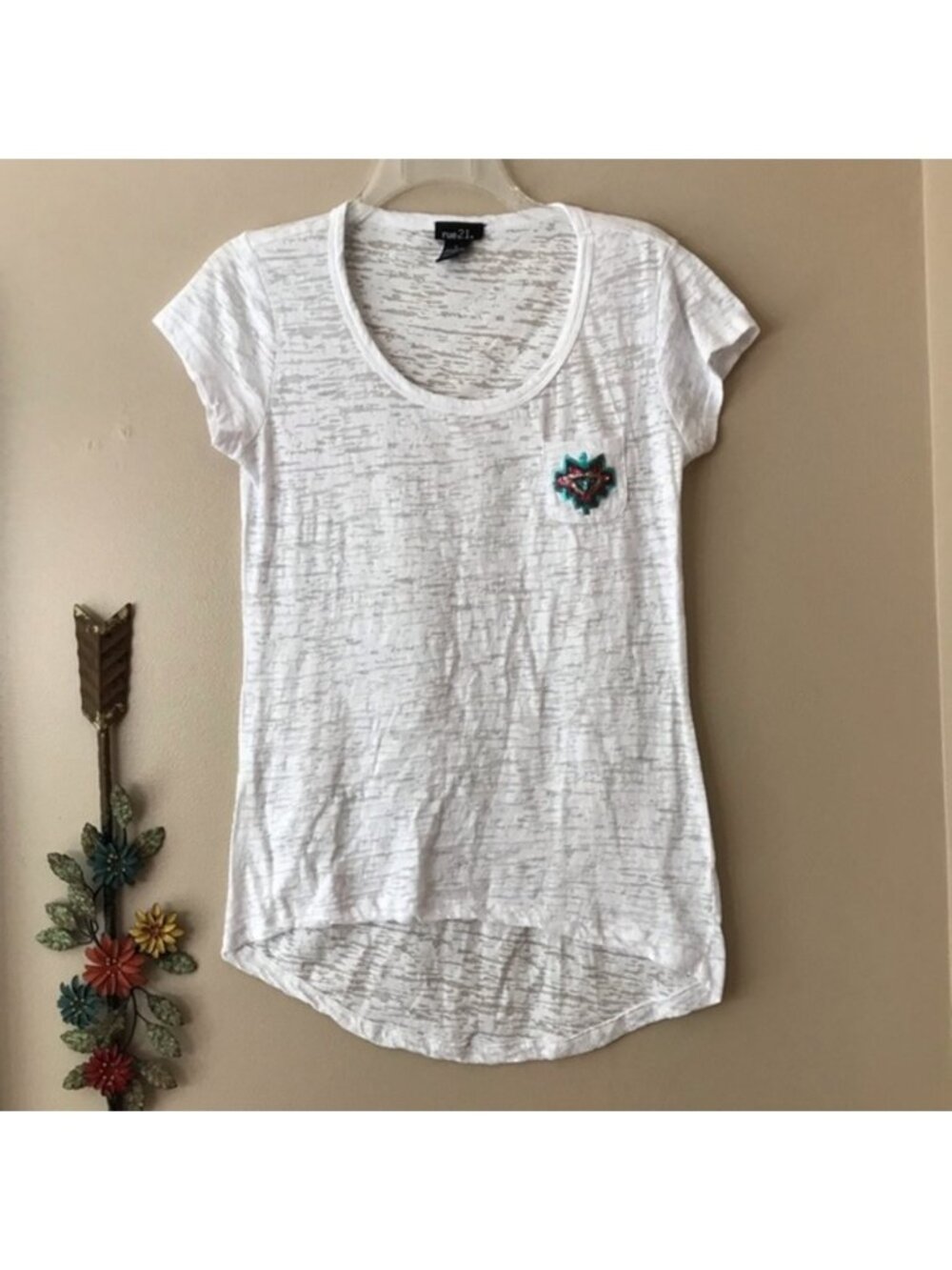 Asymmetrical Burn-Out Tee w Sequins Sz L
